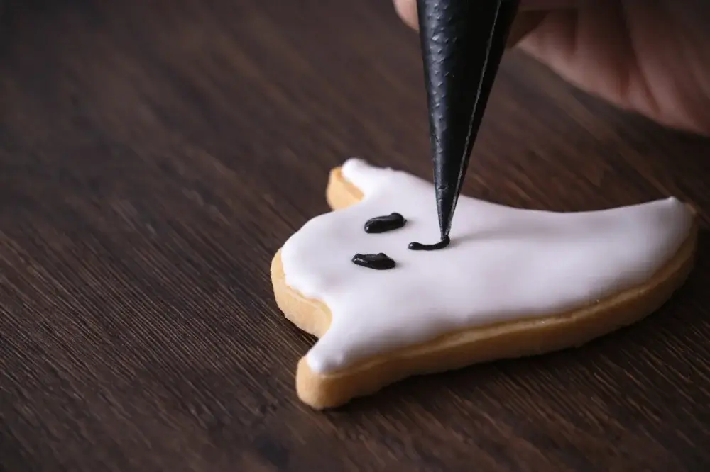 Ghost cookies decoration