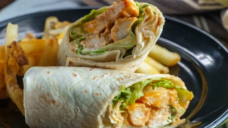 Buffalo Chicken Wrap Recipe – A Quick And Mouthwatering wrap!