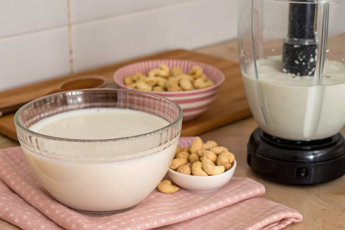 Cashew Milk Recipe – An Authentic and Delicious Drink!