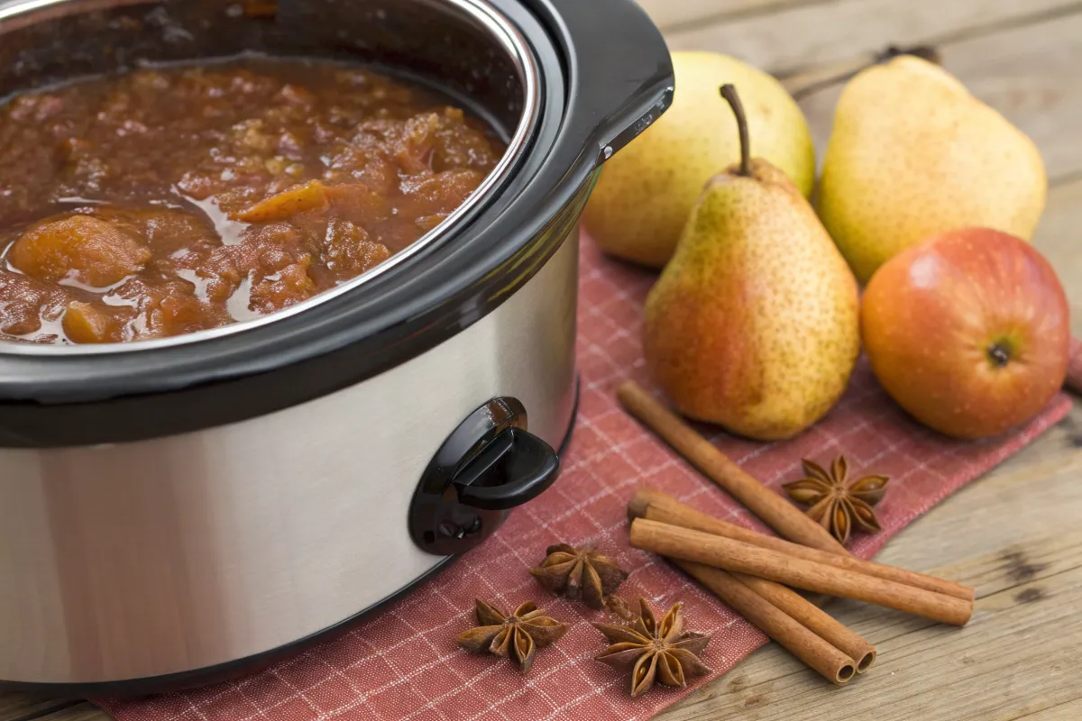 Pear Butter Crock Pot Recipe – Sweet Comfort in a Jar