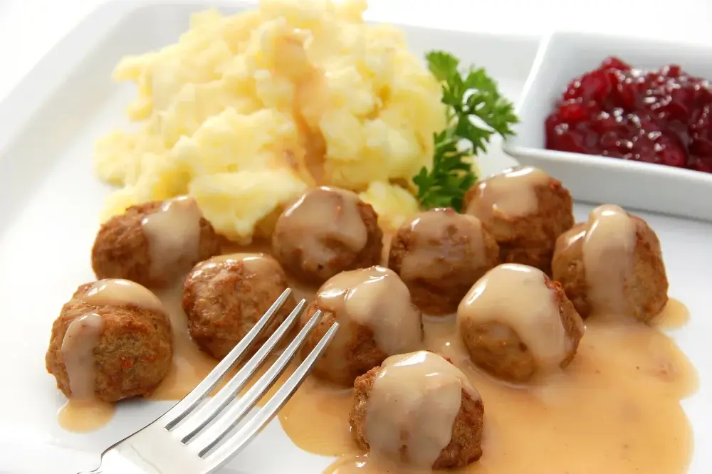 Frozen Meatball Recipe: How to Make a Delicious Dinner in 20 Minutes!