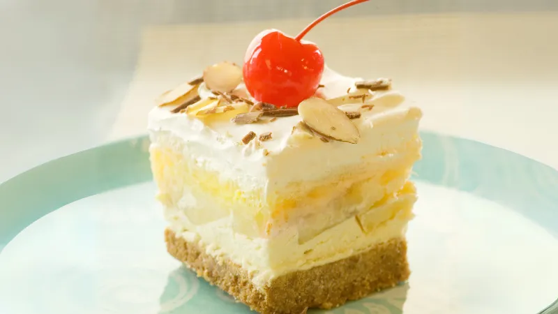 Banana Split Cake Recipe