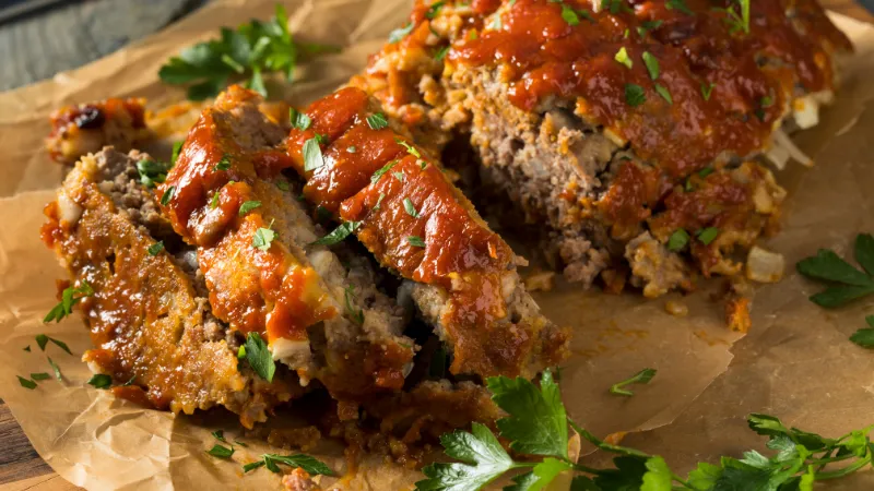 Irresistibly Smoky BBQ Meatloaf Recipe: Comfort Food with a Twist